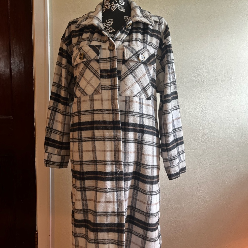 Long Plaid Button-Front Coatigan in Cream and Black